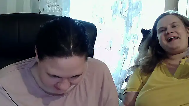 Snapshot of HollyXEva chatting on September 2025 02:18:02 PM HollyXEva online show from September 2025 02:18:02 PM