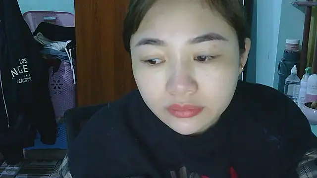 Uhem112 online show from November 2025 01:26:02 AM