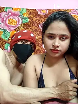 Seducing couple online show from March 2026 10:32:02 AM
