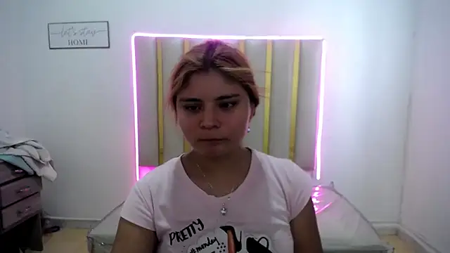 keilicita tonny 18 online show from September 2025 05:40:01 PM