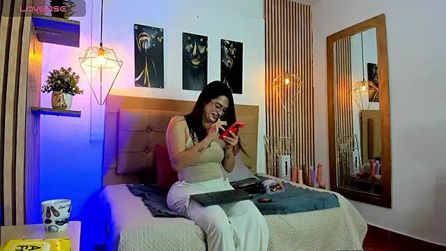  samanthaa foxx online show from October 2025 11:29:02 AM