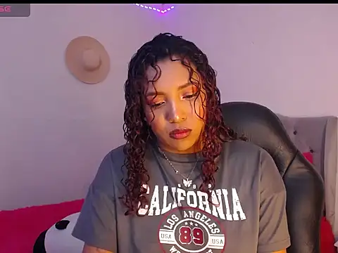 Snapshot of warisg__ chatting on November 2025 07:42:01 AM warisg online show from November 2025 07:42:01 AM