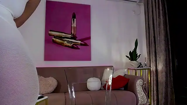 oliviathea online show from April 2026 12:01:01 AM