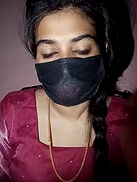 umairahaasan 1 online show from September 2025 11:00:02 AM