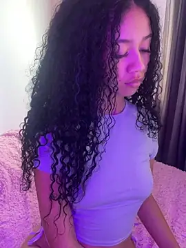 jadee8 online show from March 2026 06:46:02 PM