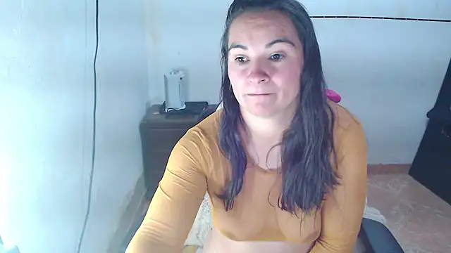 StefiAlizon70 online show from September 2025 10:00:01 PM