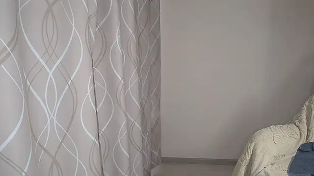 miss  Sophie online show from December 2025 10:42:01 AM