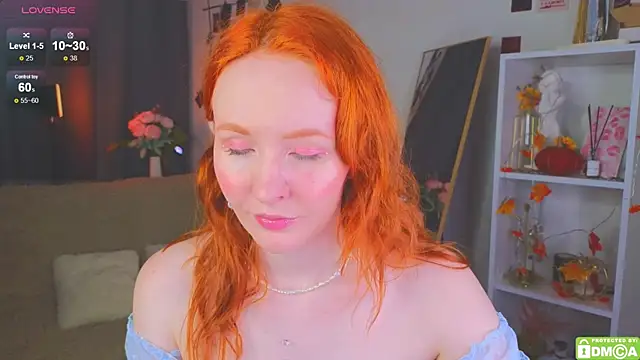 JoyceJones online show from November 2025 08:10:01 PM