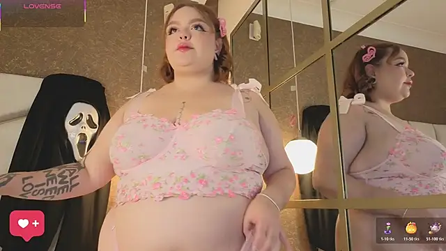 Miiss Bubble online show from October 2025 07:12:01 PM