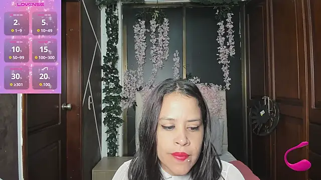 Snapshot of BrittanyBrooks_ chatting on September 2025 11:21:02 AM BrittanyBrooks online show from September 2025 11:21:02 AM