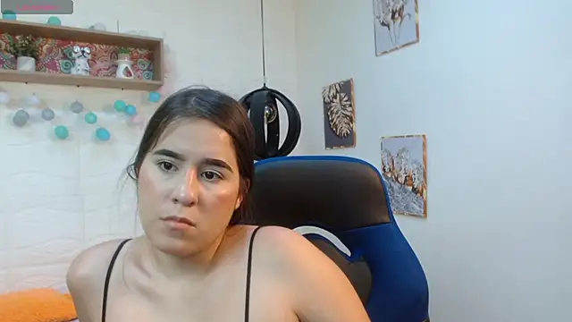 tulunaroja online show from October 2025 08:52:01 PM