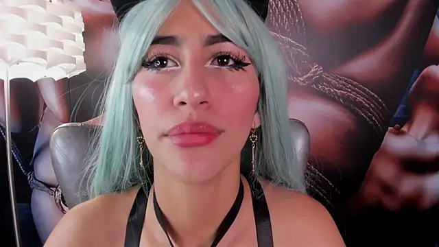 miss   taylor online show from March 2026 02:28:02 AM