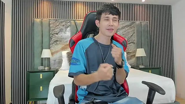 Michael blue online show from October 2025 07:44:02 PM