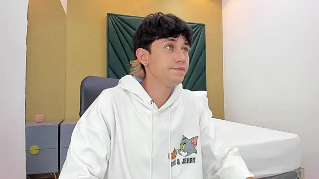 Michael blue online show from December 2025 12:56:02 PM