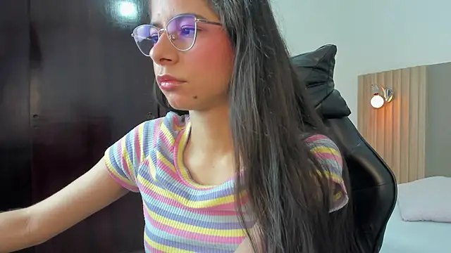 carlina 15 online show from February 2026 12:23:02 PM