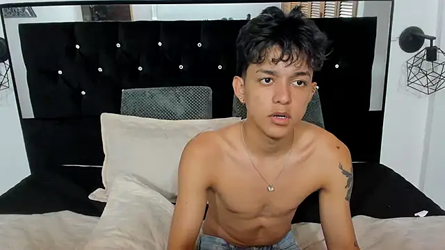 Sebas cat online show from October 2025 10:20:02 PM