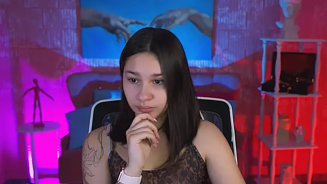 KimClarks  online show from November 2025 12:27:02 PM