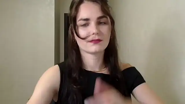 Silviaa a online show from September 2025 06:43:02 PM