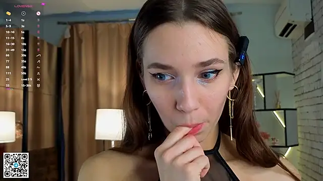 PetraHambelton online show from September 2025 04:23:01 AM