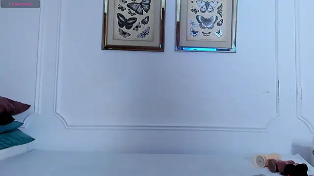 Alaia Gutierrez online show from September 2025 09:17:02 PM