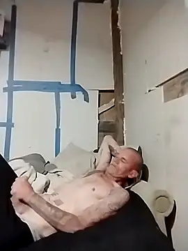 helldonk online show from March 2026 09:35:01 AM