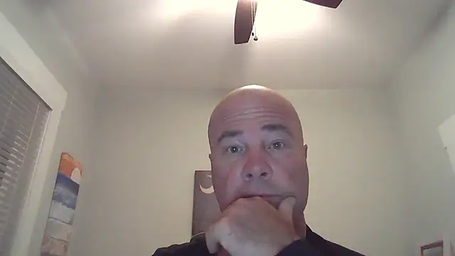 cyclone1212 online show from January 2026 10:51:01 AM