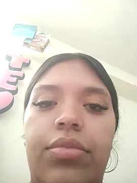 Briellit online show from October 2025 08:49:01 PM