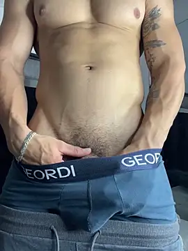 MR MUSCLE online show from December 2025 12:45:01 PM