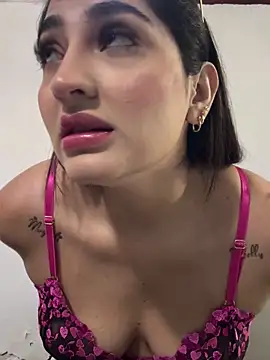 JasmineRhodes online show from April 2026 01:07:01 PM