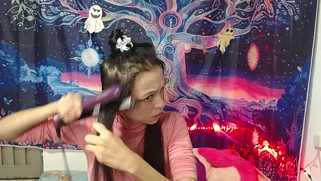 Zafira Mayeers online show from October 2025 02:48:02 AM