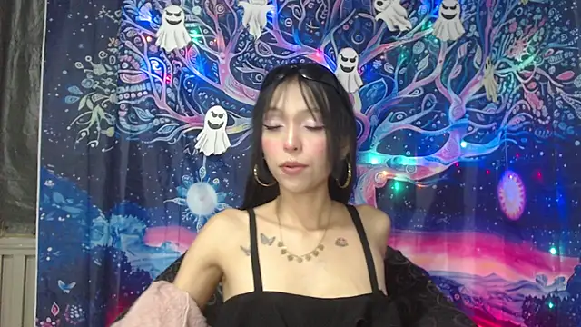 Zafira Mayeers online show from November 2025 06:24:02 AM