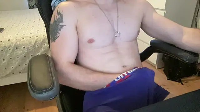 Snapshot of j_erem_ chatting on January 2025 02:19:01 PM j erem online show from January 2025 02:19:01 PM