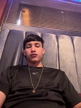 cody fox10 online show from November 2025 08:07:01 PM