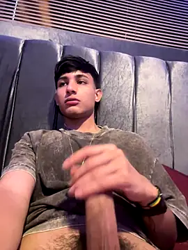 cody fox10 online show from November 2025 08:07:01 PM