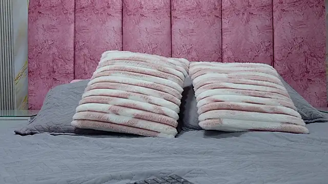 emmacurvy online show from March 2026 03:07:02 AM