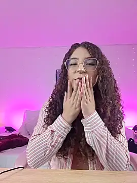 hannacutegod online show from September 2025 07:10:01 AM