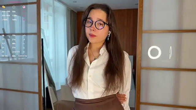 PlumyBun online show from April 2026 12:14:02 AM