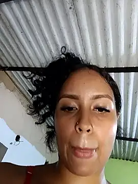 Snapshot of Fernanda30 chatting on May 2026 12:40:02 AM Fernanda30 online show from May 2026 12:40:02 AM