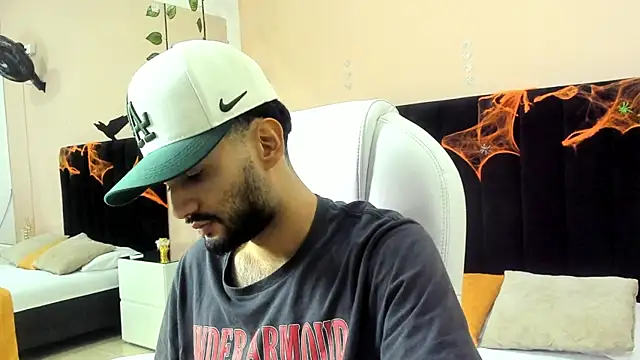 Ryan Jackson  online show from October 2025 05:16:02 AM