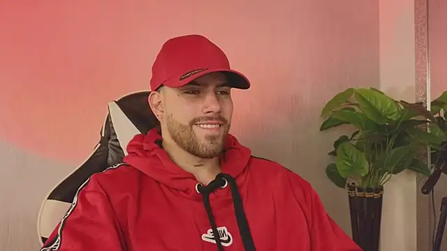 Ades Lowe online show from December 2025 10:31:01 AM