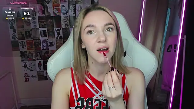 NessaDiazz online show from October 2025 12:41:02 AM