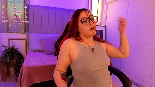 Snapshot of Cherry_blush_ chatting on September 2025 07:38:01 PM Cherry blush online show from September 2025 07:38:01 PM