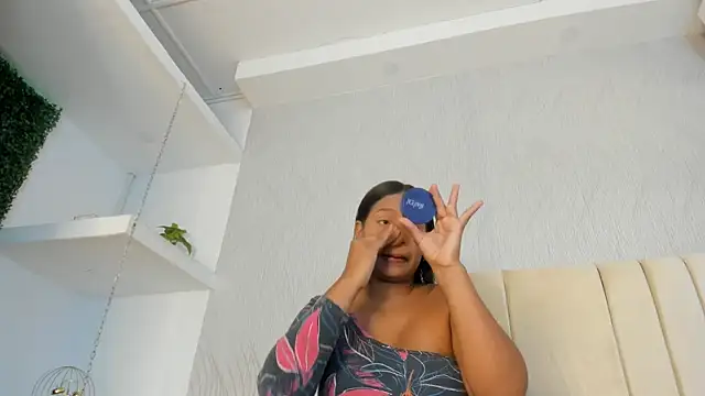 Snapshot of keyla_mejia chatting on May 2026 12:15:01 PM keyla mejia online show from May 2026 12:15:01 PM