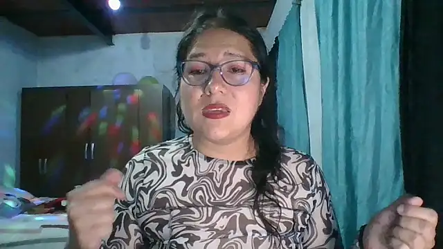 scarlett widow  online show from October 2025 02:53:01 AM