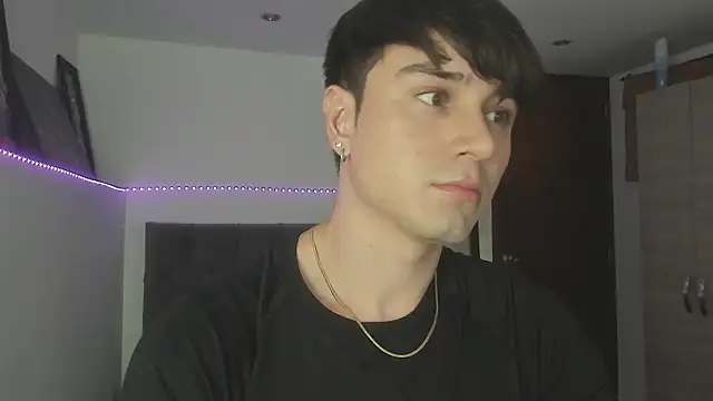 stevve 14 online show from December 2025 05:23:01 AM