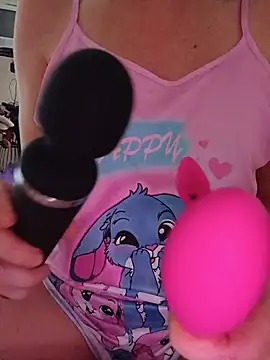 Hottiesophie online show from July 2026 05:30:01 PM