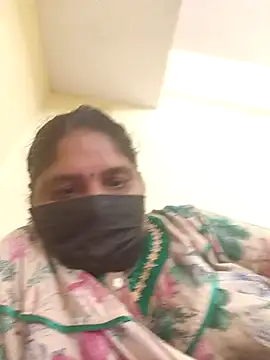 Villageanuty online show from September 2025 11:10:01 AM