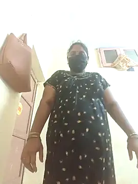 Villageanuty online show from October 2025 07:01:02 PM