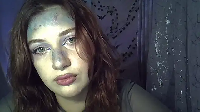 Lily Ember online show from October 2025 07:03:02 PM