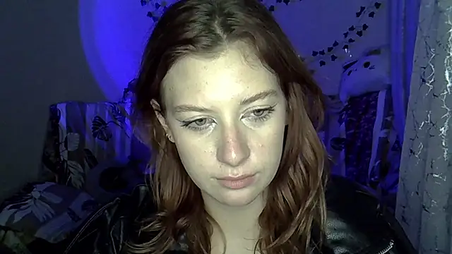 Lily Ember online show from December 2025 08:04:02 PM